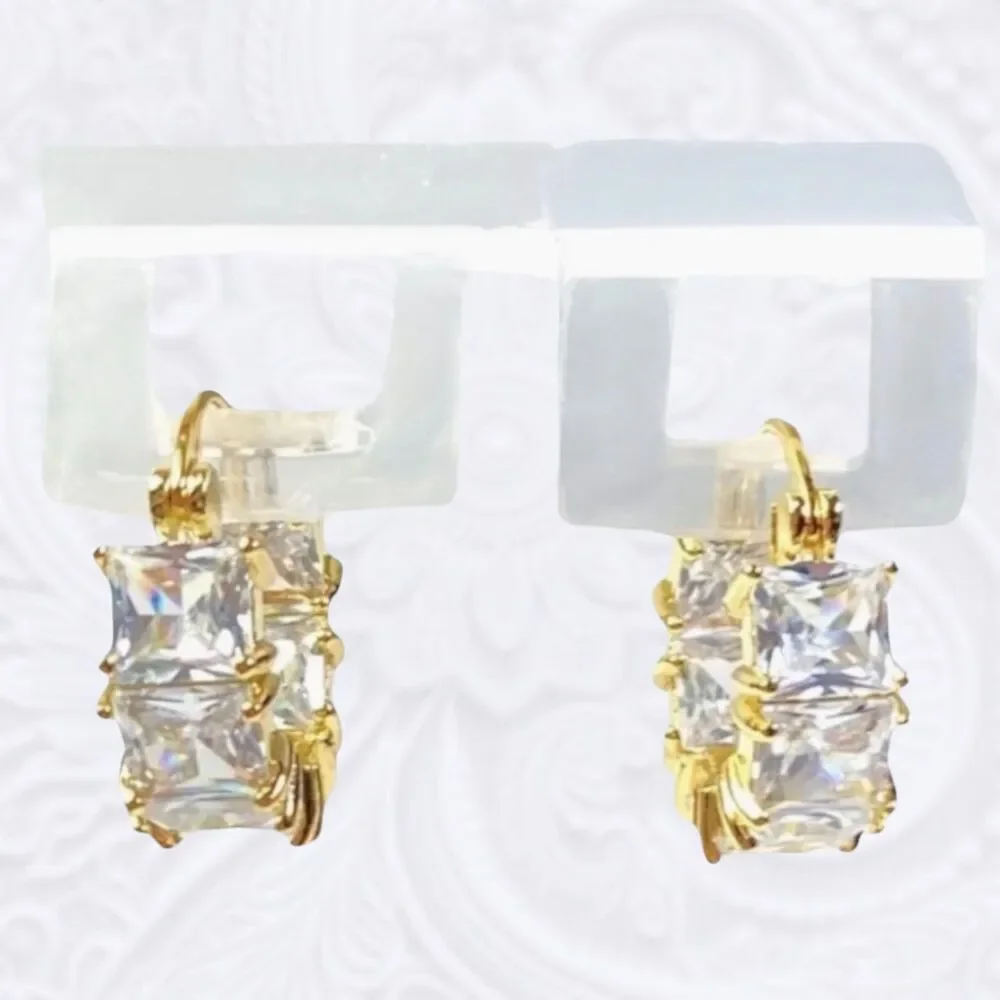 Square Crystal Hoop Earrings Gold Tone Sparkle Evening Elegant Formal Black Tie
